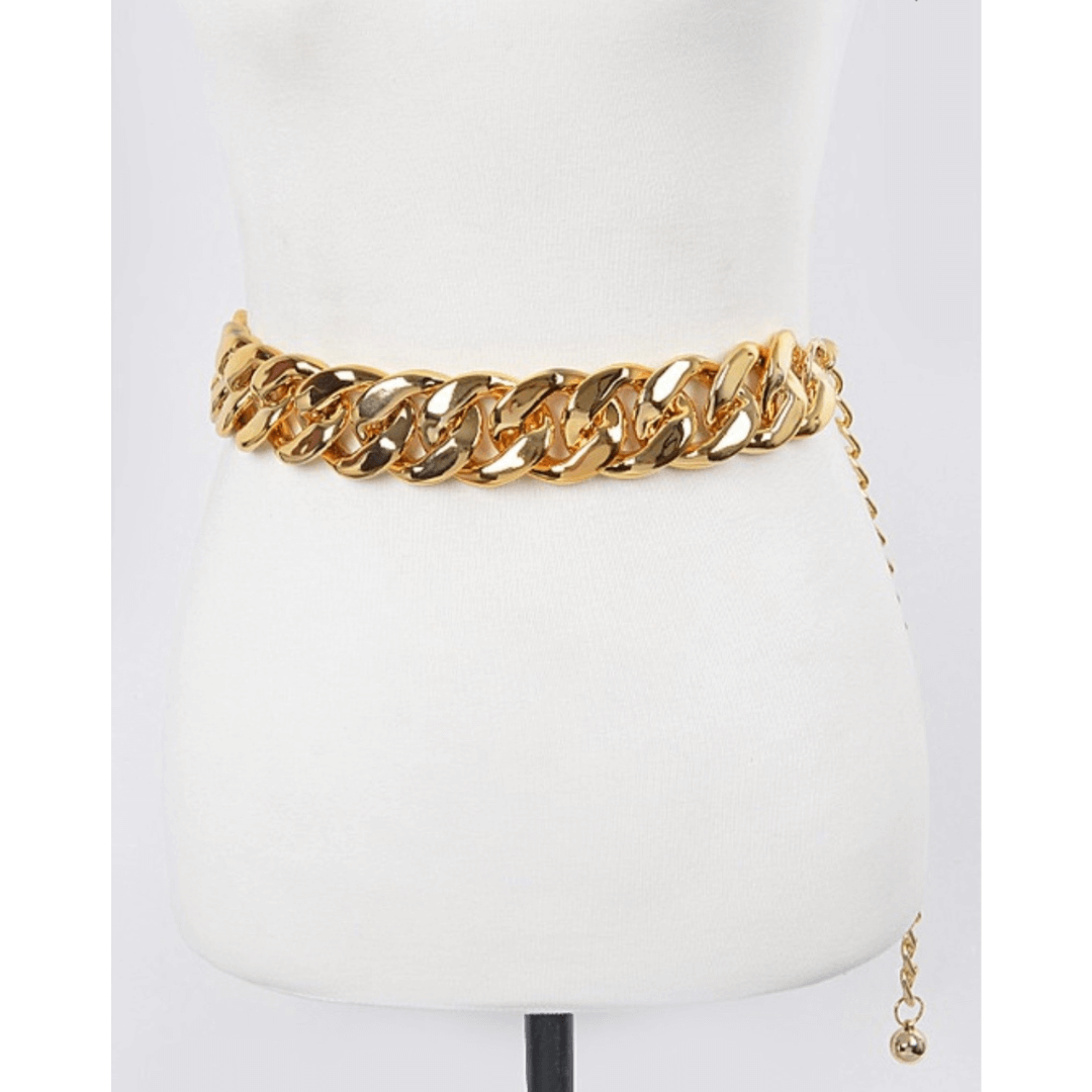 Oversized Gold Chain Belt
